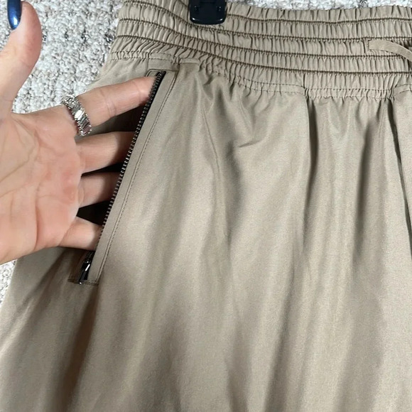 Athleta Camden Jogger 12 Khaki Casual Travel Airport Fit Comfy Active Lounge - Picture 10 of 11